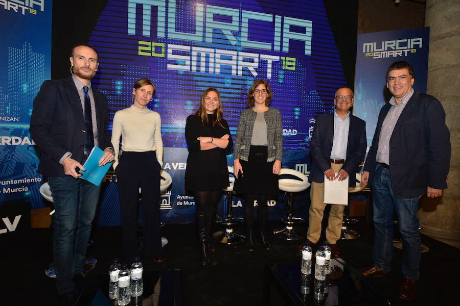 Representantes de IBM, Huawei y BlaBlaCar participan en Murcia Smart, un foro que organizan el Consistorio y 'La Verdad'