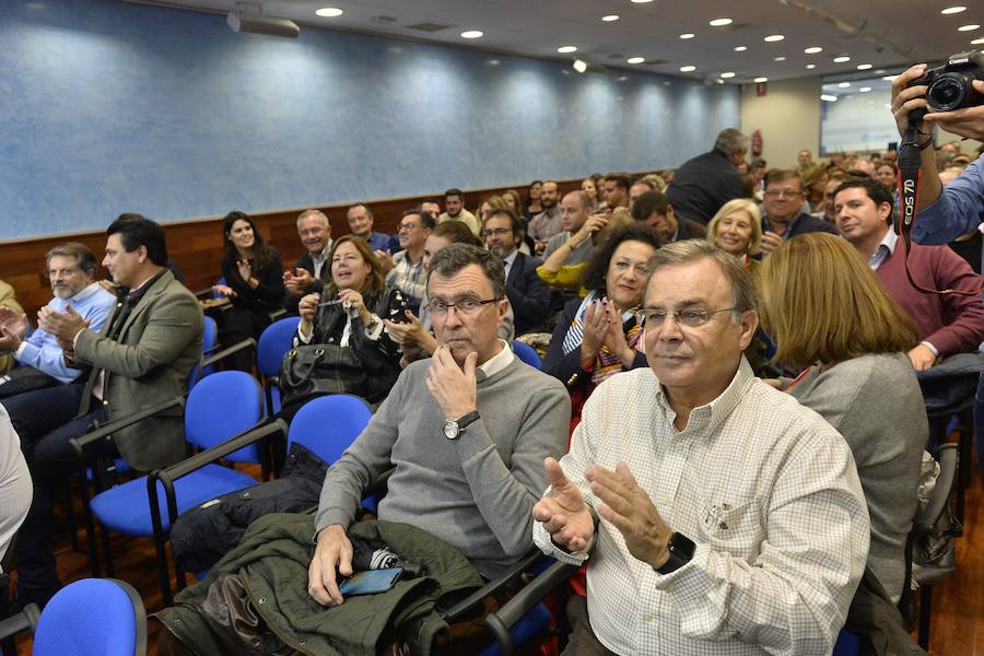 El presidente regional del Partido Popular, Fernando López Miras, ha presidido la Junta Directiva y el Comité Ejecutivo del PPRM donde se han designado también al resto de los miembros que formarán parte del Comité de Campaña de cara a las elecciones autonómicas y municipales de 2019