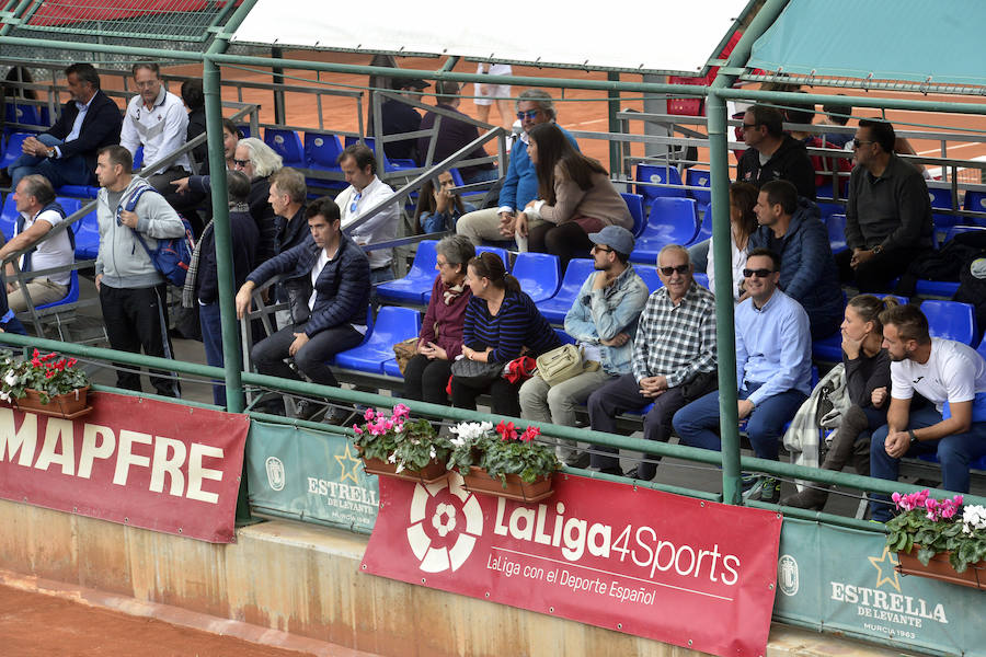 El Club de Tenis Barcino se medirá al Chamartín, mientras que el Club de Tenis Valencia se enfrentará al combinado murciano por un puesto en la final