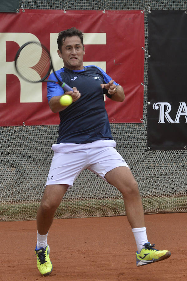 El Club de Tenis Barcino se medirá al Chamartín, mientras que el Club de Tenis Valencia se enfrentará al combinado murciano por un puesto en la final