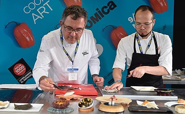 Galería. Los maestros de la cocina sientan cátedra en la primera jornada de Murcia Gastronómica.