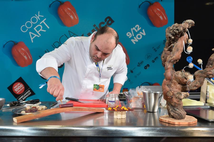 Comiendose el vino y si es de D.O. Bullas, mejor’, ponencia de Salvador Fernández (El Borrego).