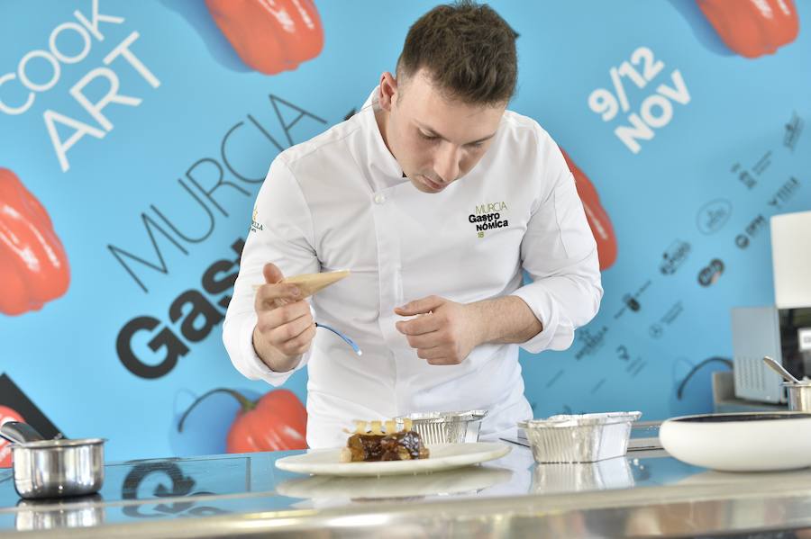 ‘Cocinando con los cinco sentidos’, ponencia de Marco Antonio Iniesta y María Egea (Restaurante Frases).