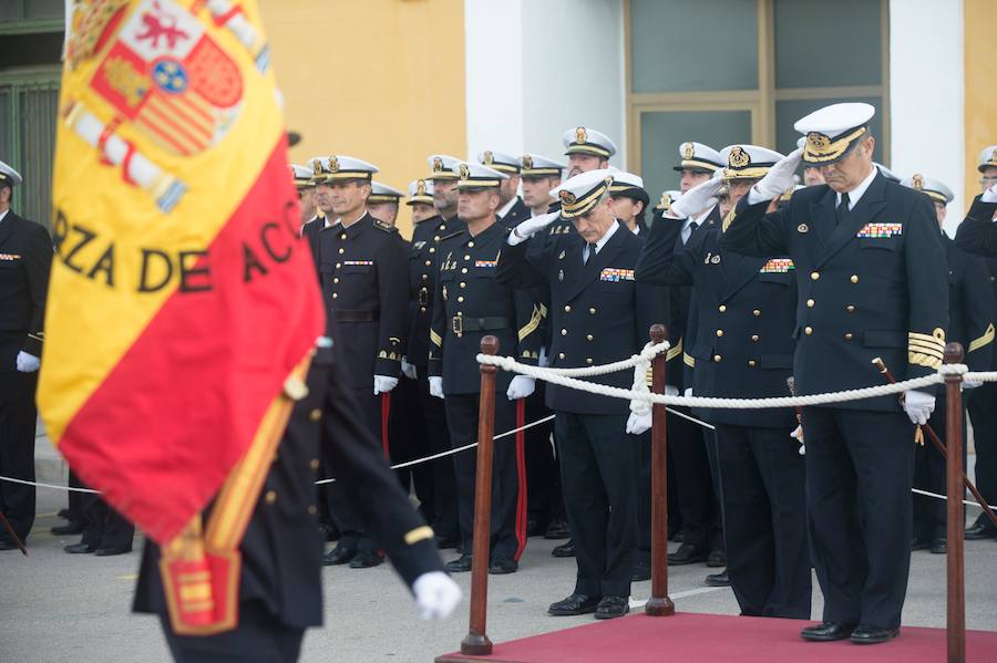 Manuel Garat Caramé, que continuará su visita por las unidades de la Armada de la ciudad portuaria este martes 13, fue designado en su nuevo cargo el 21 de septiembre por el Consejo de Ministros