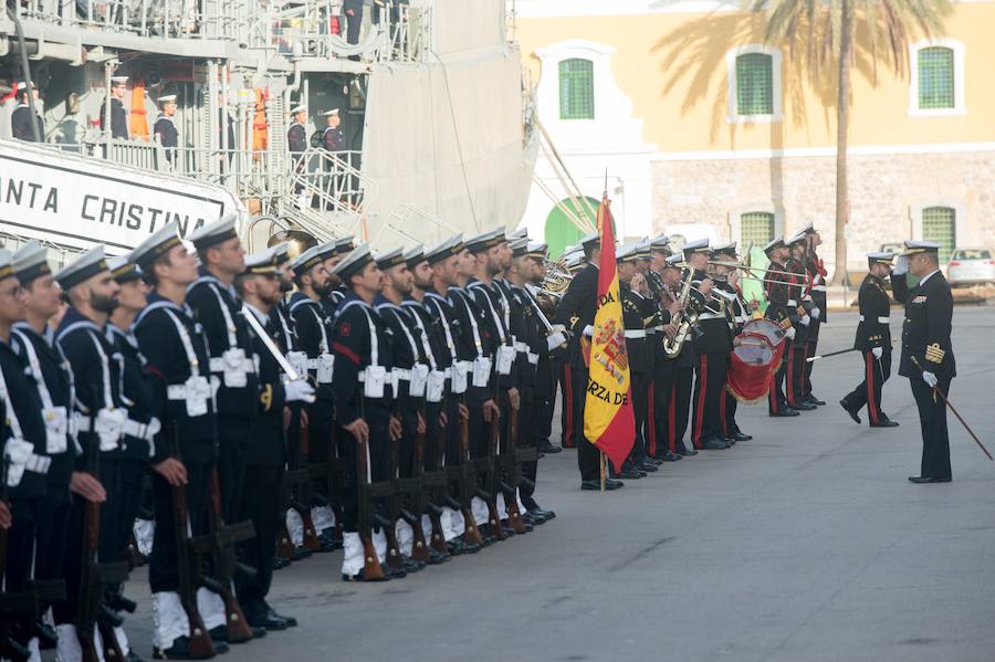 Manuel Garat Caramé, que continuará su visita por las unidades de la Armada de la ciudad portuaria este martes 13, fue designado en su nuevo cargo el 21 de septiembre por el Consejo de Ministros