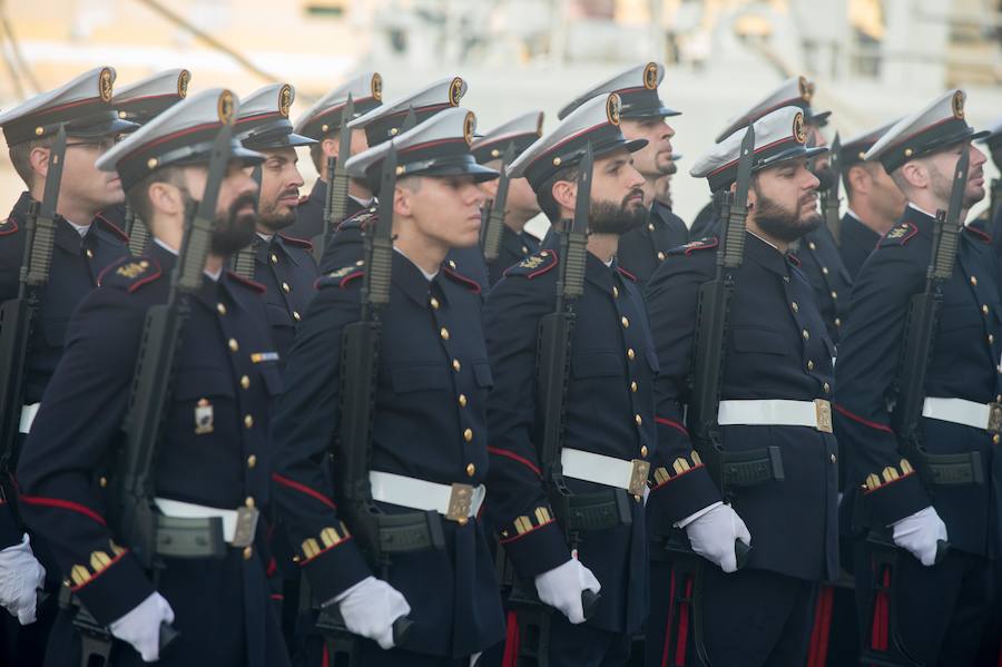 Manuel Garat Caramé, que continuará su visita por las unidades de la Armada de la ciudad portuaria este martes 13, fue designado en su nuevo cargo el 21 de septiembre por el Consejo de Ministros