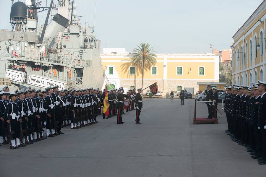 Manuel Garat Caramé, que continuará su visita por las unidades de la Armada de la ciudad portuaria este martes 13, fue designado en su nuevo cargo el 21 de septiembre por el Consejo de Ministros