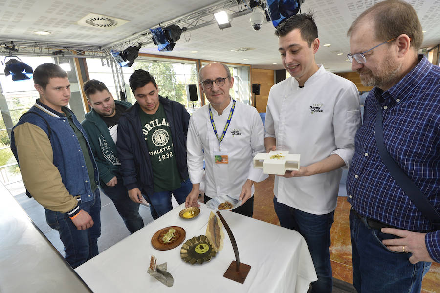 ‘Pequeñas historias 2018’, ponencia ofrecida por Paco Pérez (Miramar, 2* Michelin), (Enoteca, 2* Michelin) y (5 ‘cinc’, 1* Michelin)