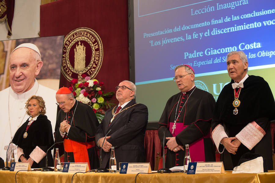 El presidente de la Universidad Católica justifica la ausencia de miembros del Ejecutivo de López Miras en el acto de apertura del curso académico porque «hemos querido estar en paz»
