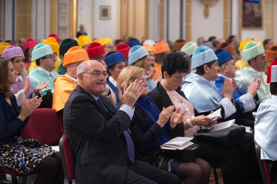 El presidente de la Universidad Católica justifica la ausencia de miembros del Ejecutivo de López Miras en el acto de apertura del curso académico porque «hemos querido estar en paz»