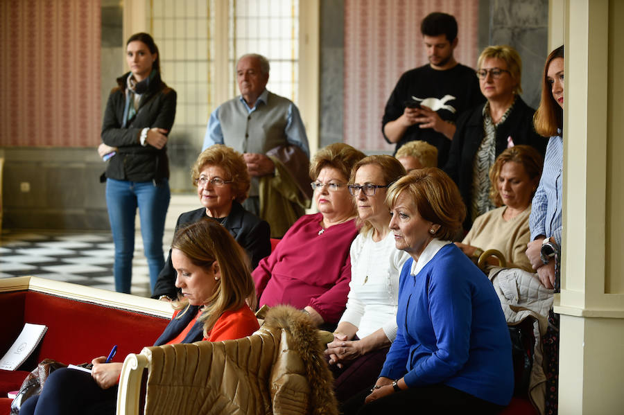 El objetivo de la asociación es recaudar dinero para la investigación contra el cáncer y ayudar a enfermos y familiares