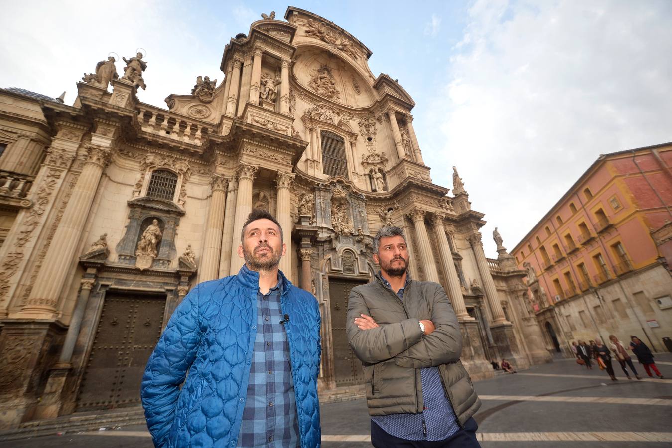 Munúa, técnico del Cartagena, apoya a los jugadores y al entrenador del Murcia por los impagos, aunque asegura que la situación «está fortaleciendo» a su rival 