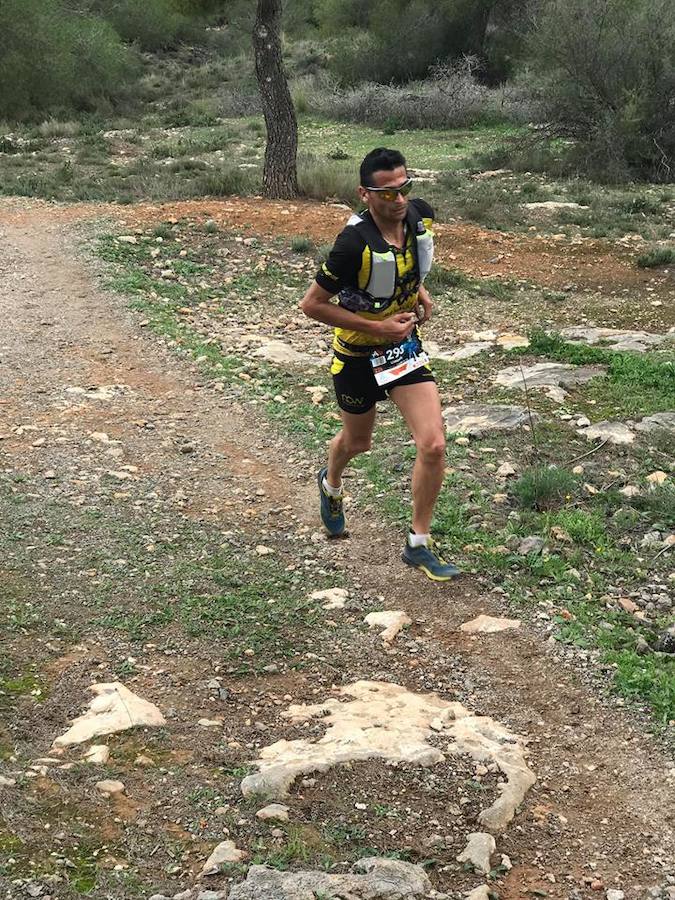 El atleta del Wapaventura se lleva la Anibal Legend con un tiempo de 2:25:38, por los 2:38:21 para la corredora del Espuña Trail