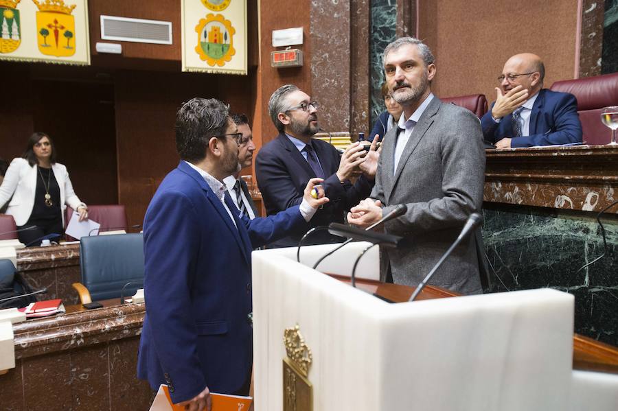 Los portavoces se han reunido en la mañana de este jueves para concretar el orden de las mociones.