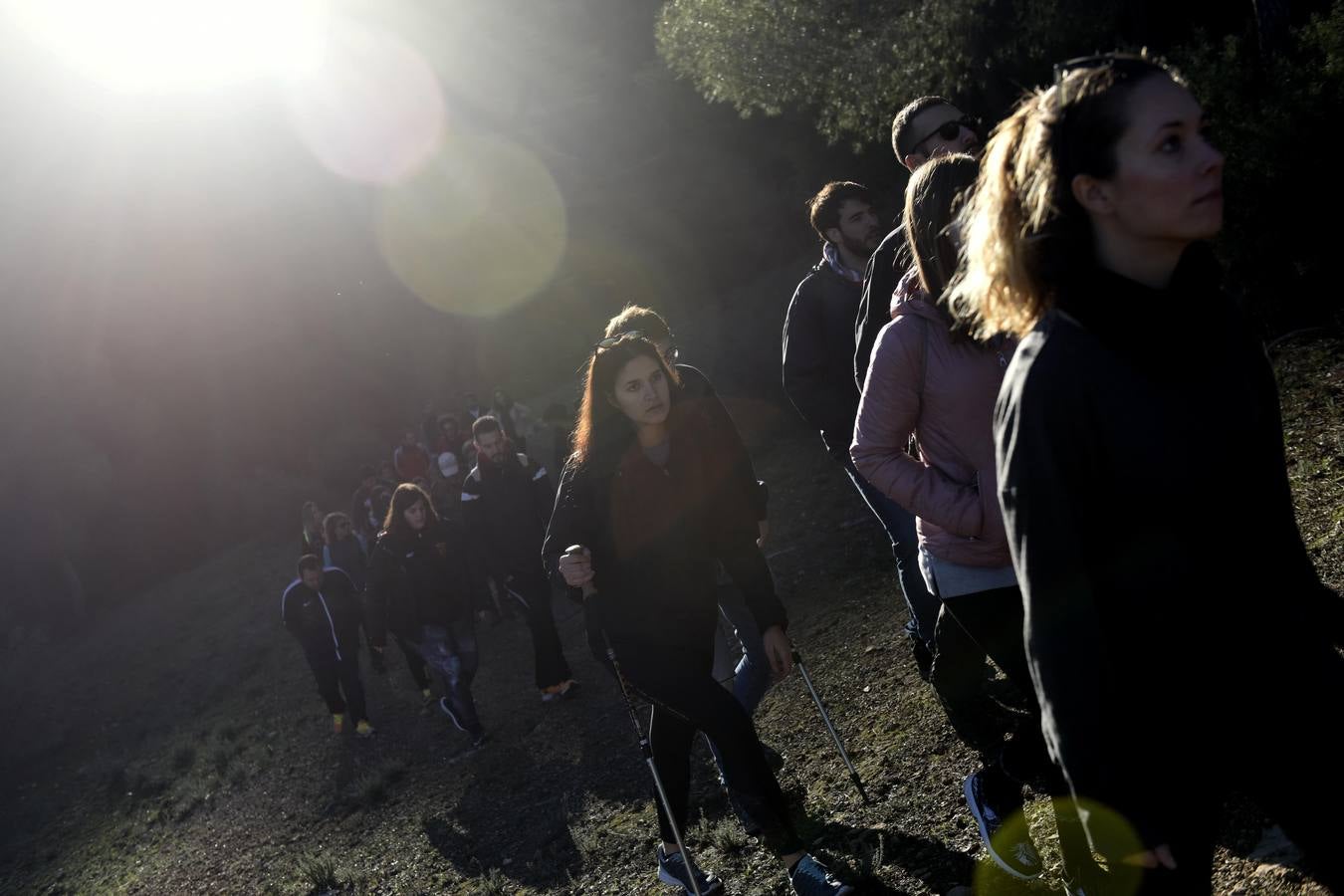 'La Verdad' se une a una excursión organizada por la Concejalía de Juventud por las zanjas defensivas en el Valle Perdido