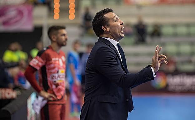 Diego Giustozzi, entrenador de ElPozo.