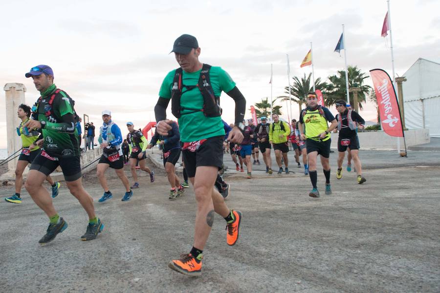 Repite triunfo en el maratón, por delante de Manuel López, que se abrió la cabeza al chocar contra una señal de tráfico