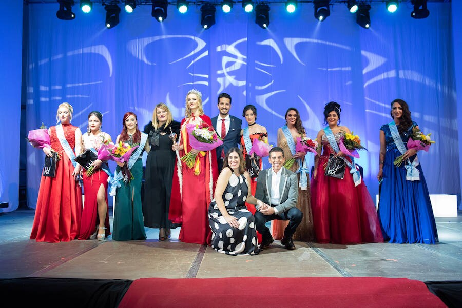 La gala de elección fue presentada por la actriz Neus Sanz junto a Diego Jiménez, director y guionista del evento