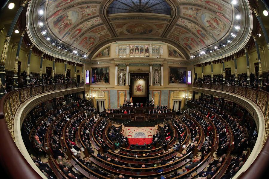 Vista general del hemiciclo del Congreso de los Diputados, durante el discurso del Rey Felipe VI.