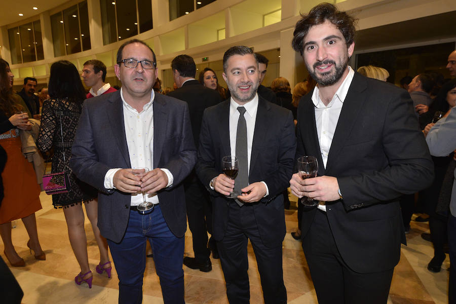 El Auditorio Víctor Villegas se llena de sentimientos desbordados en la ceremonia de entrega de la tercera edición de los Premios de Gastronomía convocados por 'La Verdad'