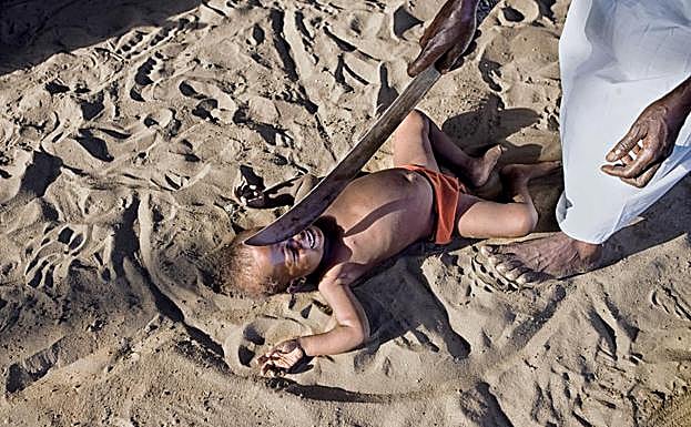 Los niños brujos de África