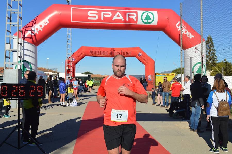 El corredor del Mobel Automenor Running Team completó los 5 kilómetros en 16:15 minutos, mientras que la primera en categoría femenina, del mismo club, hizo una marca de 19:30