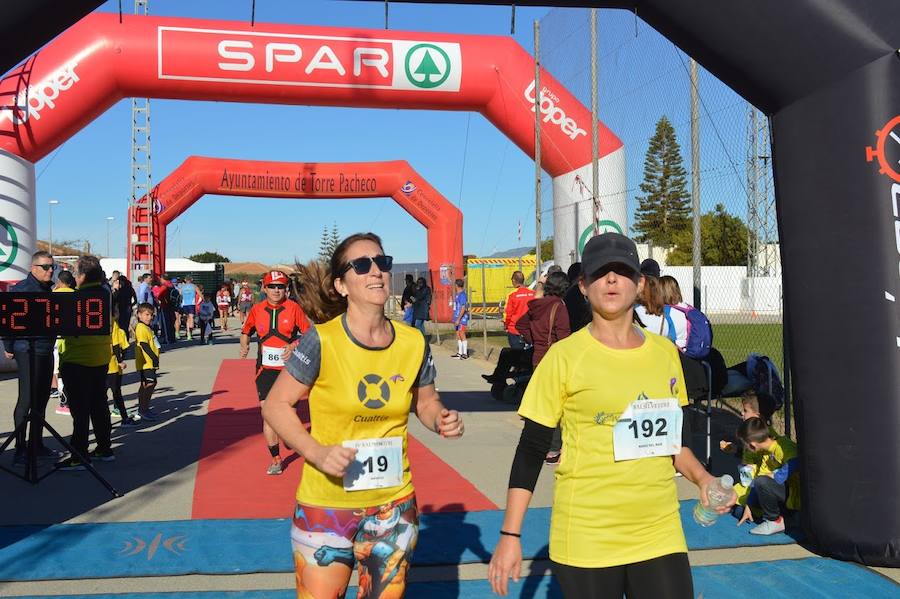 El corredor del Mobel Automenor Running Team completó los 5 kilómetros en 16:15 minutos, mientras que la primera en categoría femenina, del mismo club, hizo una marca de 19:30