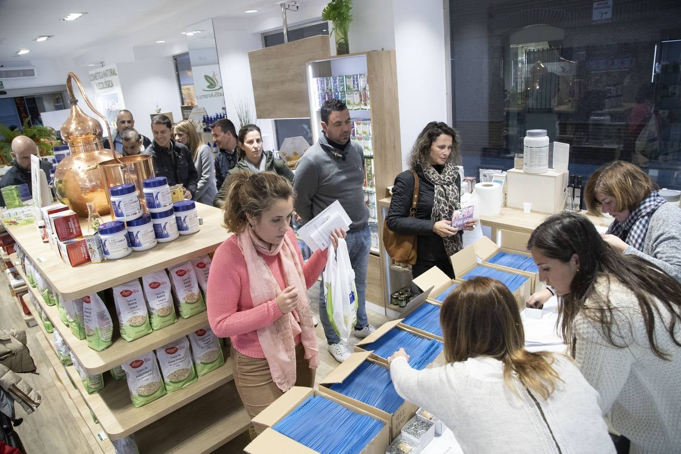 Cientos de corredores ya tienen su camiseta para la carrera de fin de año, que contará con dos mil participantes