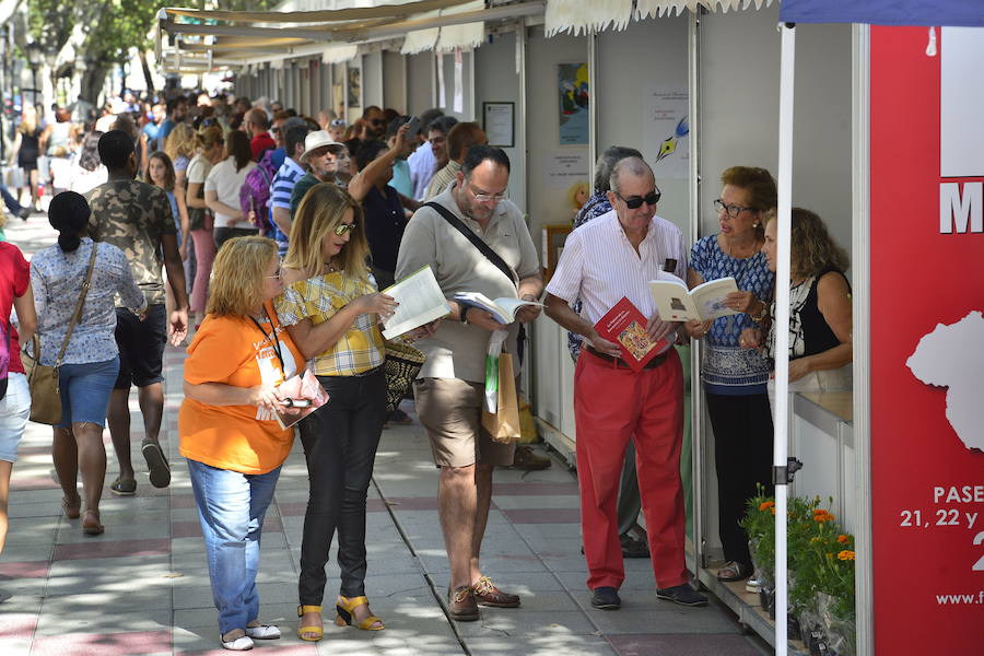 21/09/2018. Murcia recupera su feria del libro después de una década sin organizarse. 