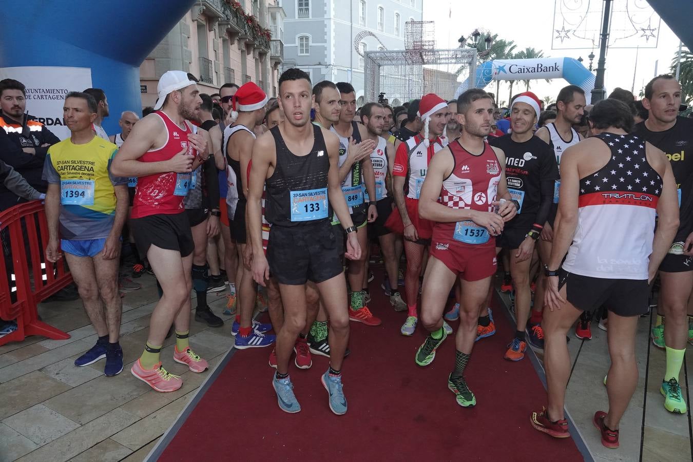 Más de 2.500 corredores convierten la San Silvestre de 2018 en la más concurrida de la historia, con triunfos de José Manuel Cortés y Sandra García Pagán