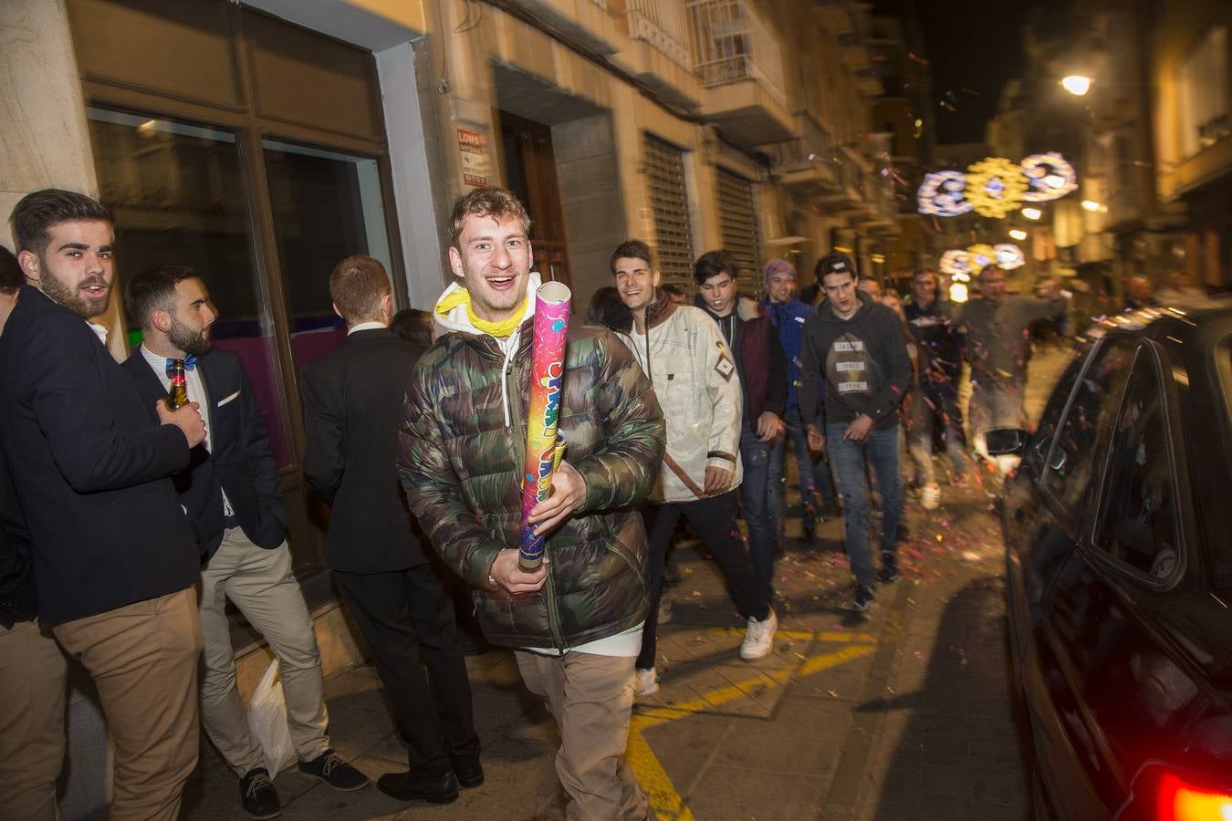 Las fiestas y el cotillón tomaron cartagena en la última noche del año.