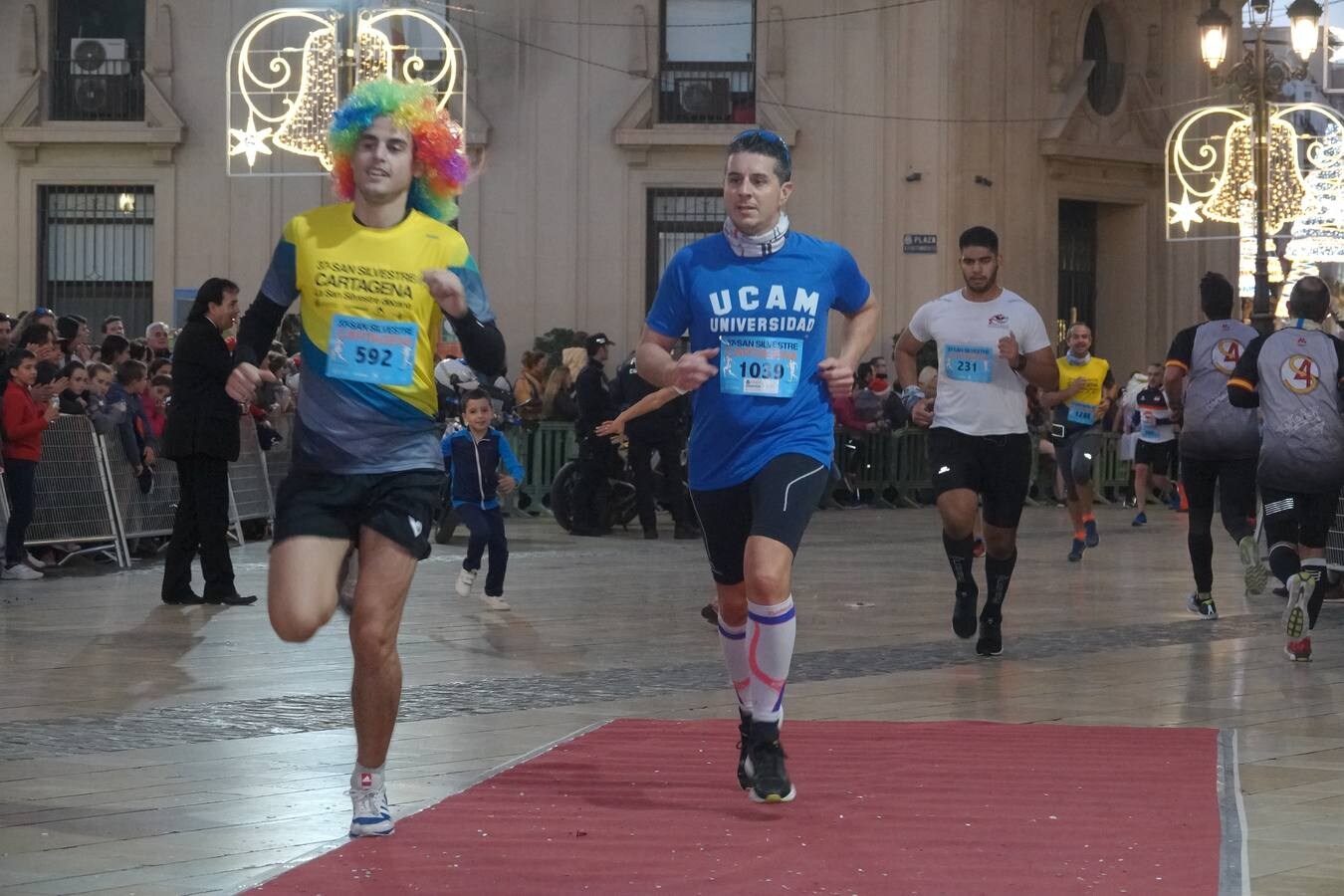 Más de 2.500 corredores convierten la San Silvestre de 2018 en la más concurrida de la historia, con triunfos de José Manuel Cortés y Sandra García Pagán.