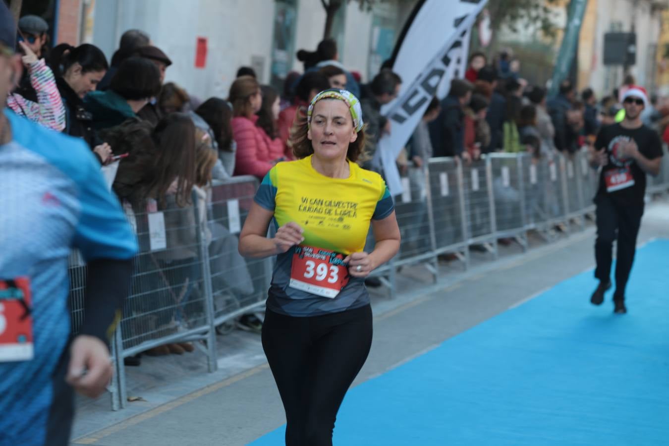 Casi un millar de corredores despiden el año disfrutando del deporte en la Ciudad del Sol por una buena causa