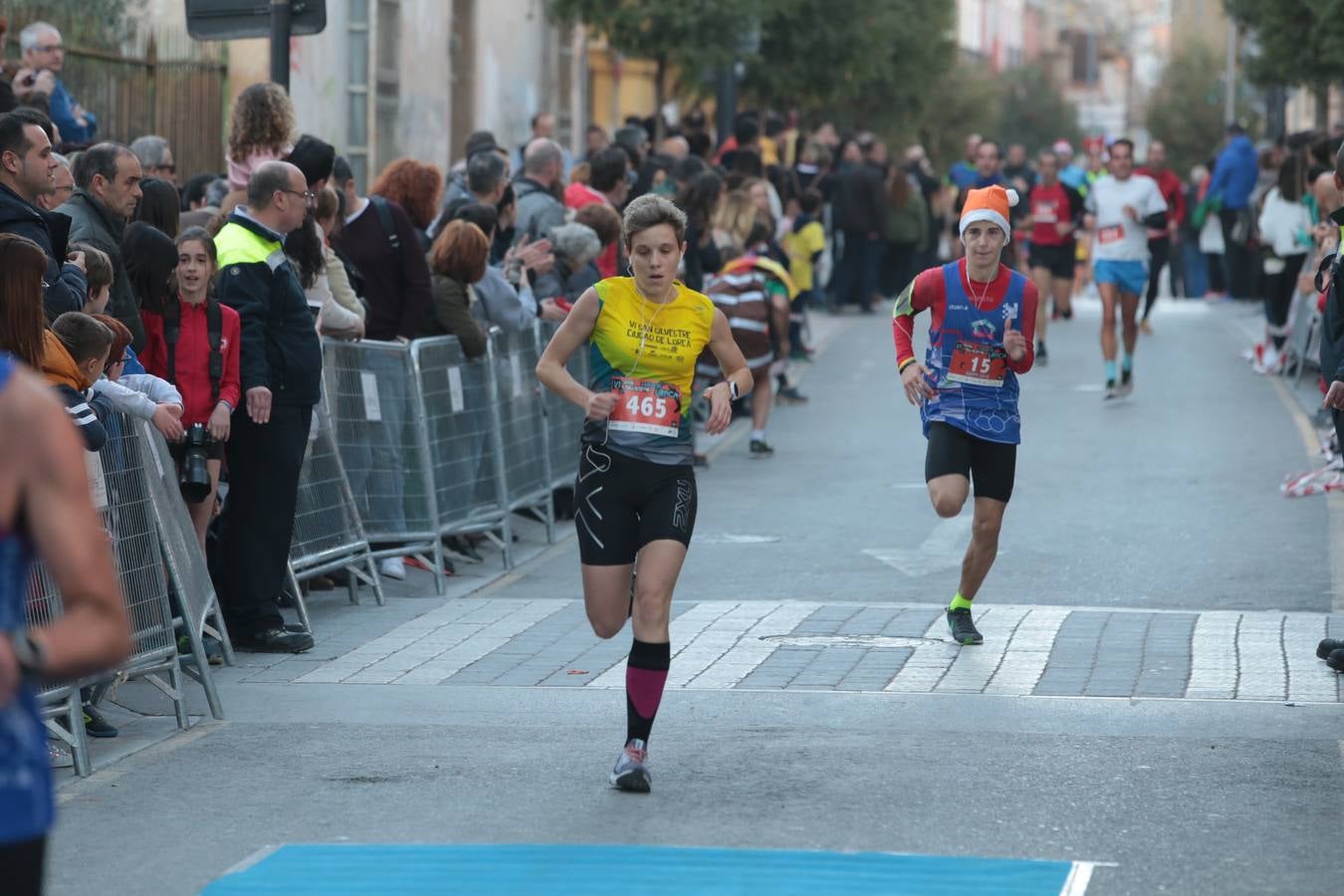 Casi un millar de corredores despiden el año disfrutando del deporte en la Ciudad del Sol por una buena causa