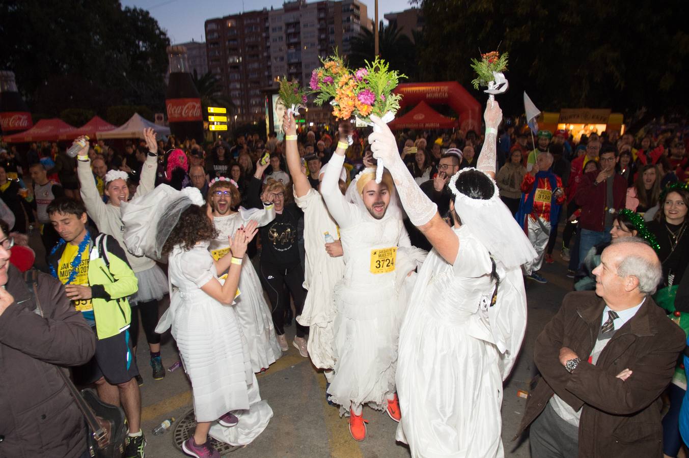 Los mejores disfraces se llevaron premios en la carrera más divertida del año en Murcia.