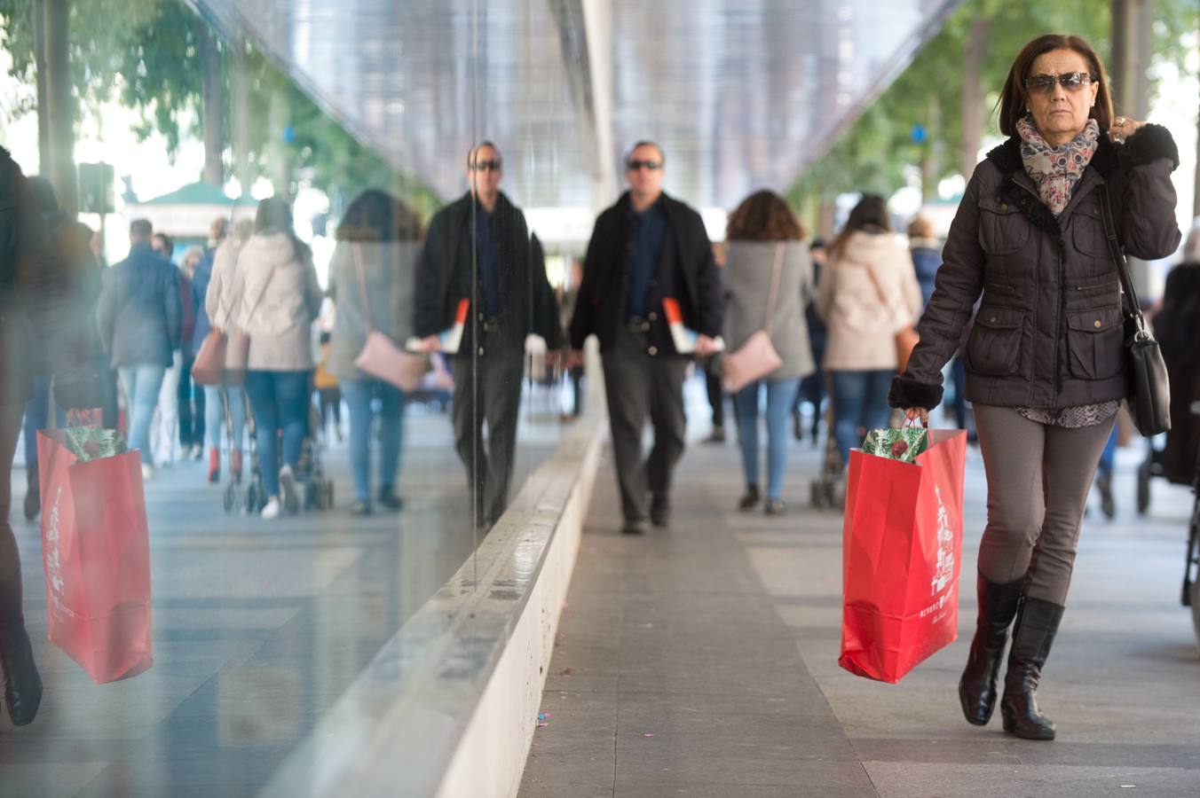 Murcia y Cartagena calientan motores para el comienzo de la temporada de rebajas que algunos establecimientos ya han comenzado.