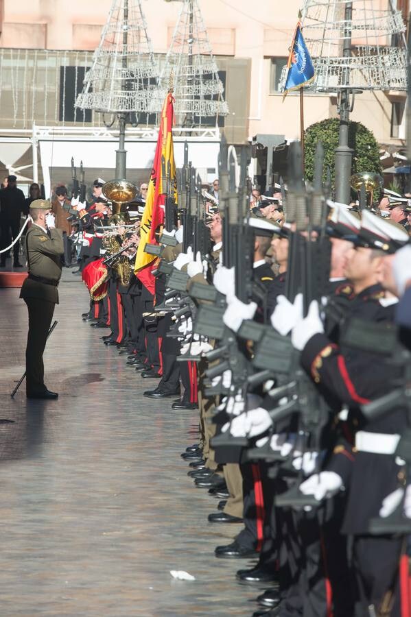 El Almirante de Acción Marítima, vicealmirante Manuel de la Puente Mora-Figueroa, presidió un desfile y una posterior recepción oficial en la sede de Capitanía General