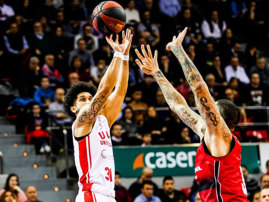 Los de Juárez volvieron a perder, ya son tres partidos seguidos, esta vez contra el Tecnyconta por veinte puntos de diferencia.