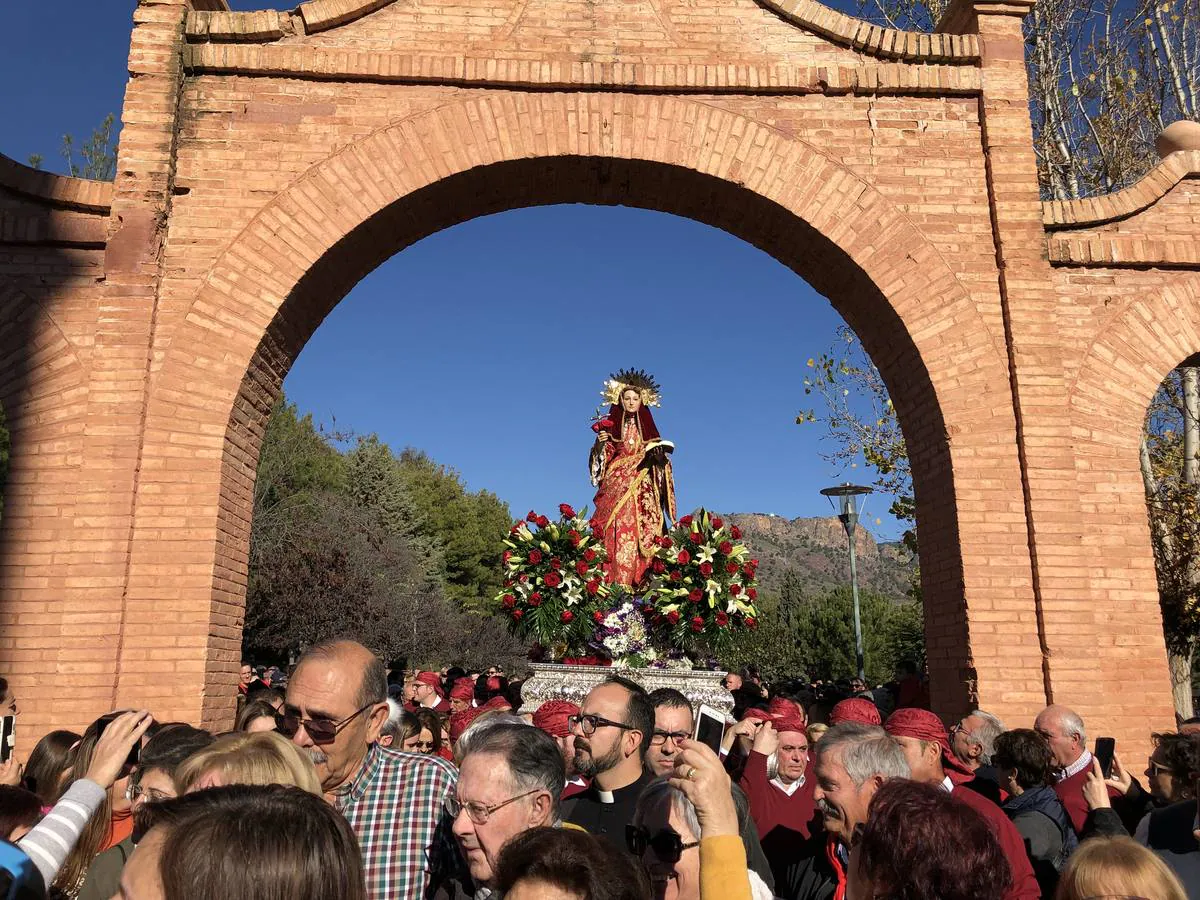 Más de 16.000 romeros acompañan en romería a Santa Eulalia de Mérida, en una cita en la que no faltaron los clásicos arroces