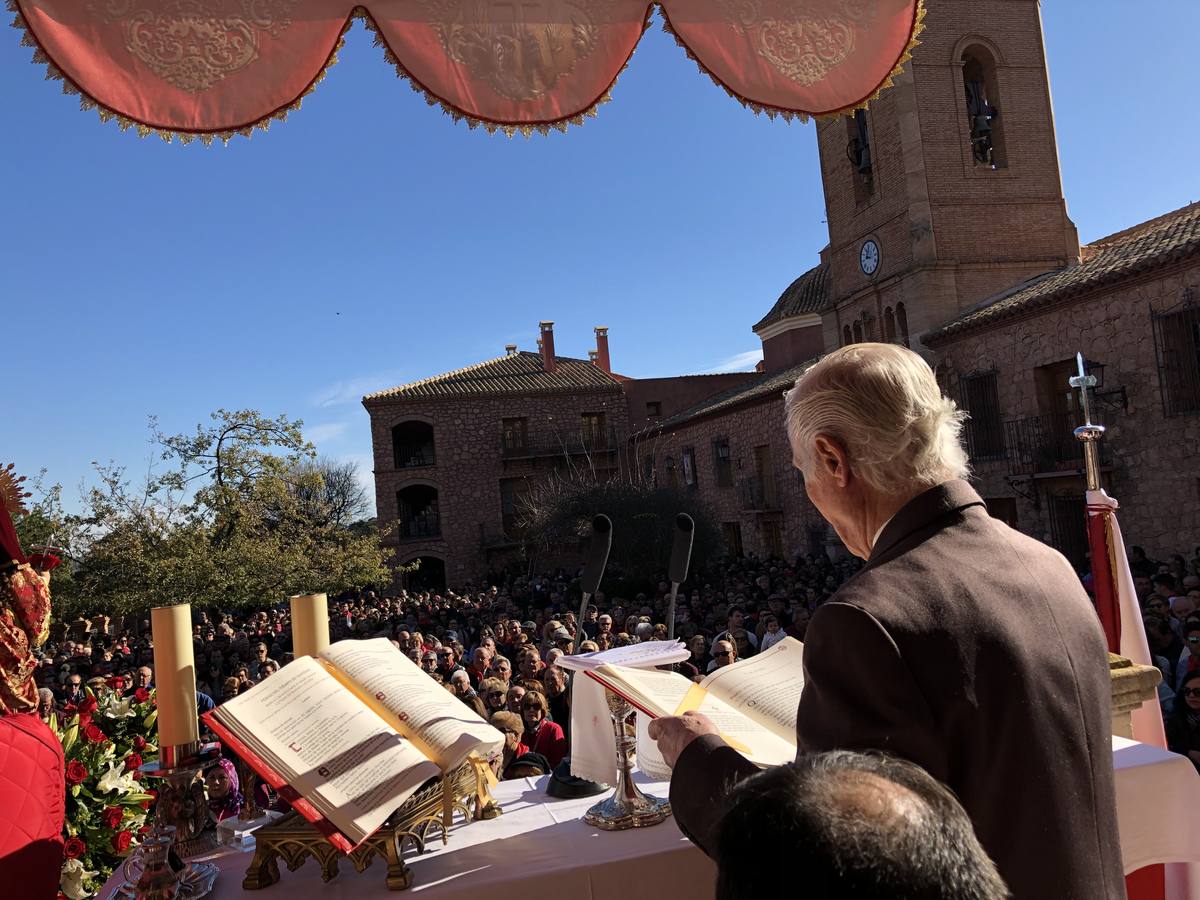 Más de 16.000 romeros acompañan en romería a Santa Eulalia de Mérida, en una cita en la que no faltaron los clásicos arroces