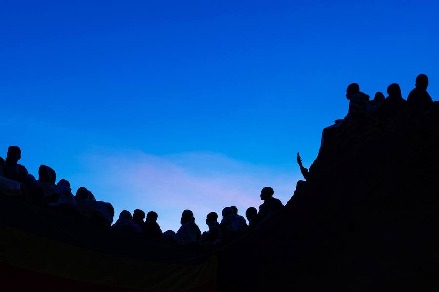 La Navidad ortodoxa etíope llamada Ledet o Genna se celebrará el 7 de enero y atrae peregrinos de todo el país. Las once iglesias excavadas en la roca son uno de los sitios del Patrimonio Mundial de la UNESCO en Etiopía.