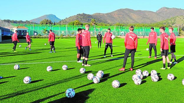 El Stuttgart entrenando ayer en La Manga Club. 