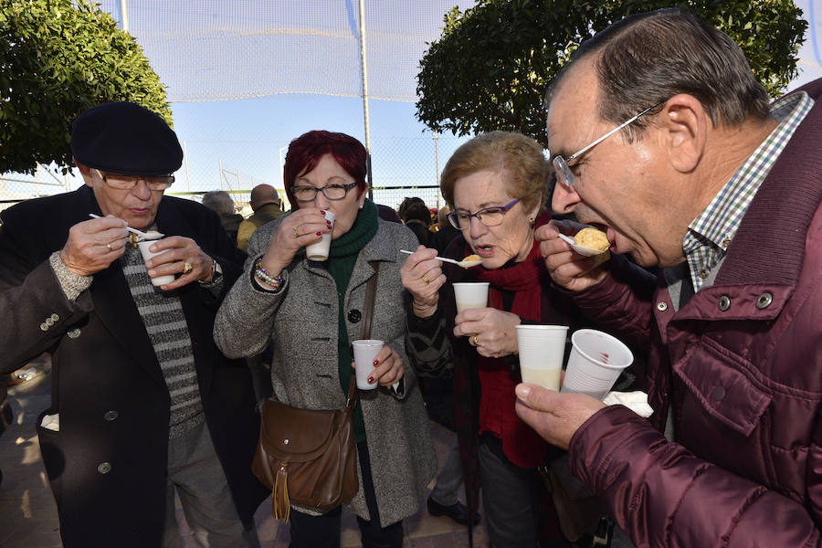 López Miras y Ballesta se retan a una 'pelea' de trovos en Patiño