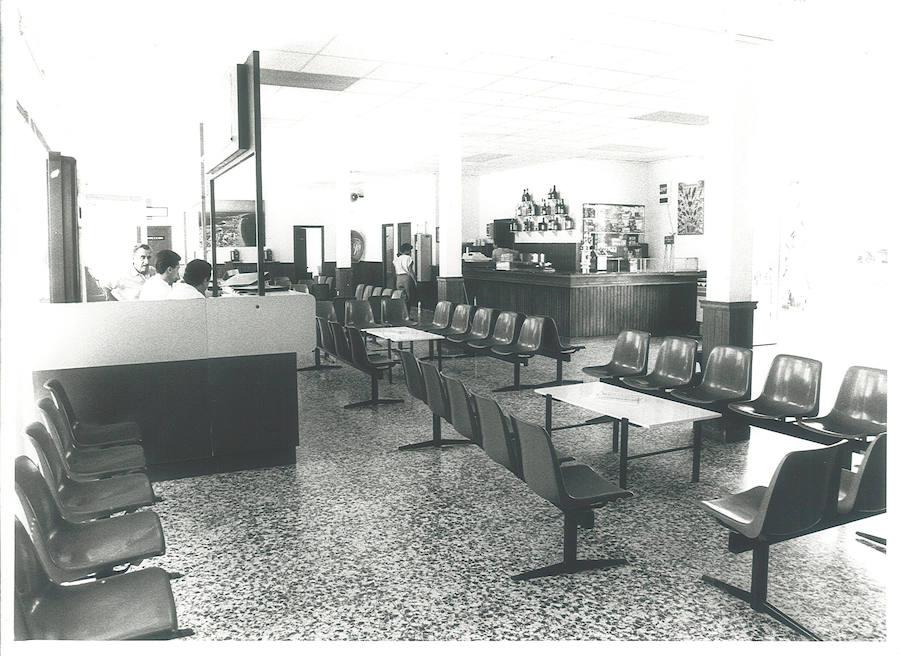 1989. La austeridad de la primera terminal. 