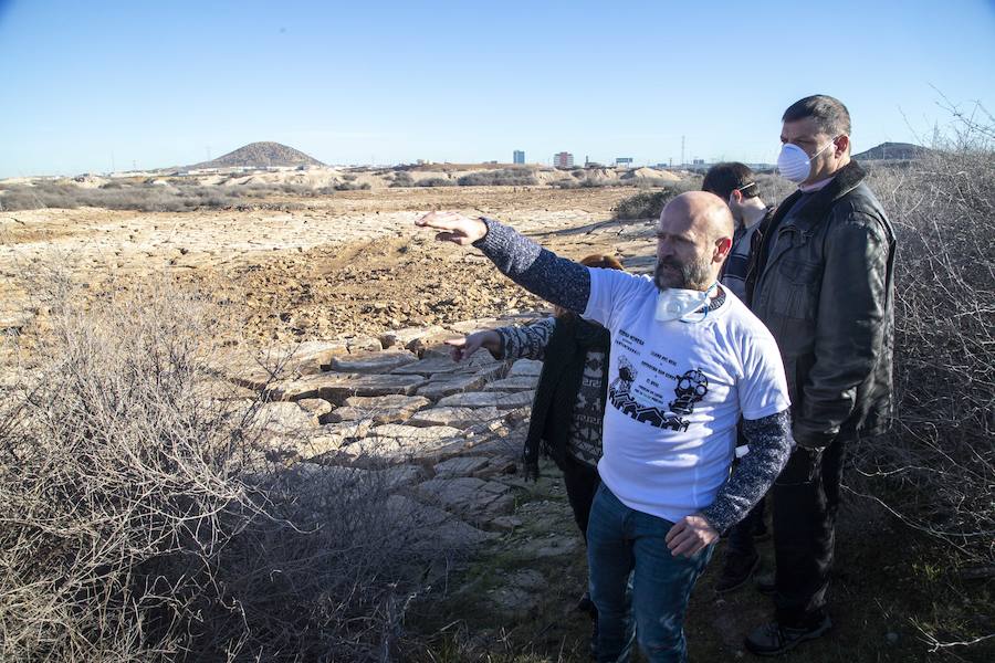 Así lo anunció Cartagena Sí Se Puede tras las labores del Gobierno regional y del Ayuntamiento en estos terrenos contaminados