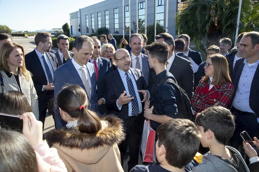 Visita del ministro de Ciencia y Universidades Pedro Duque al edificio de la UPCT y la empresa MTorres dentro del parque tecnológico de Fuente Álamo.