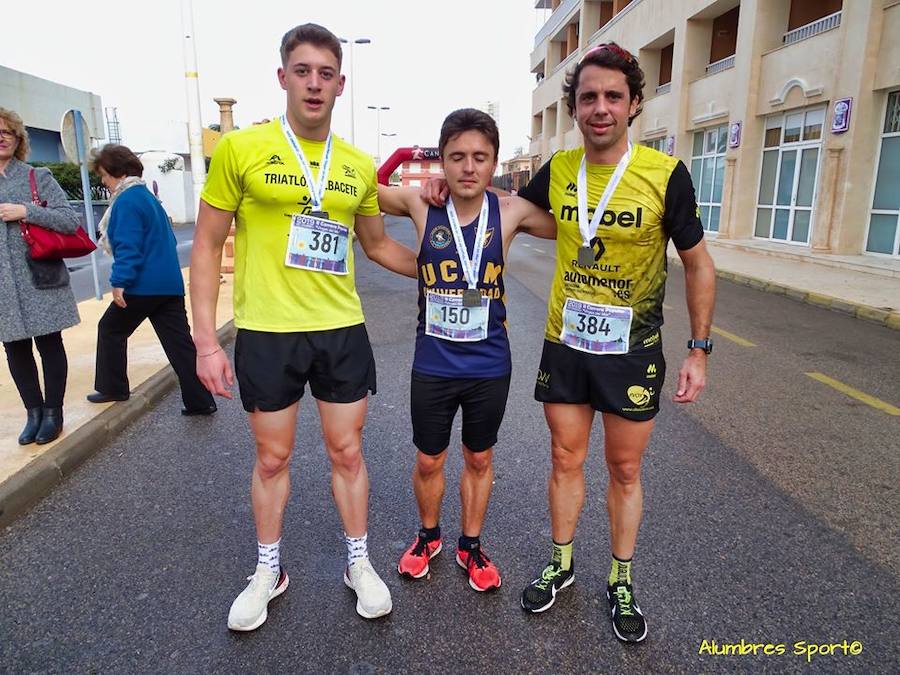 El corredormdel UCAM Cartagena se lleva la II Carrera Popular Virgen del Mar con un tiempo de 24.27 minutos, por los 28.10 para su compañera de club