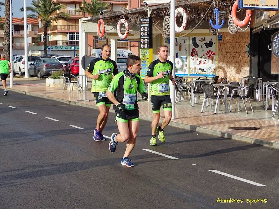 El corredormdel UCAM Cartagena se lleva la II Carrera Popular Virgen del Mar con un tiempo de 24.27 minutos, por los 28.10 para su compañera de club