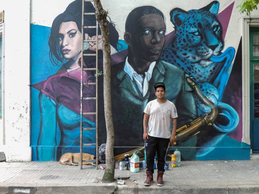 Festival celebrado en el distrito de Mercedes, Uruguay, en el que miles de artistas se unen para conbinar el estilo de música Jazz y el arte del graffiti.