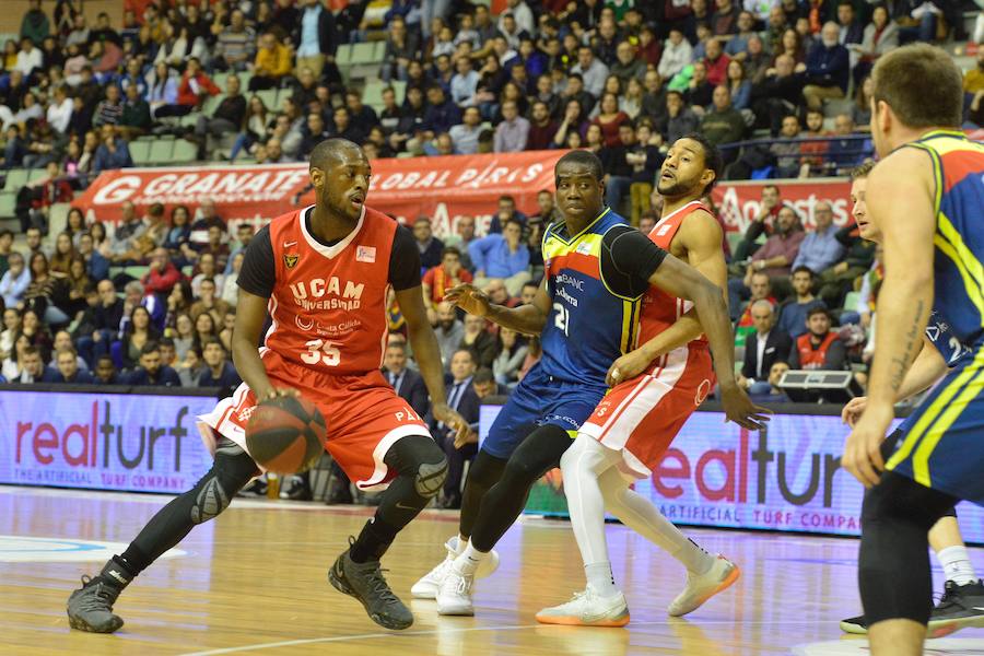 El conjunto universitario no levanta cabeza ante el conjunto entrenado por Ibon Navarro, predecesor en el banquillo murciano de Javi Juárez